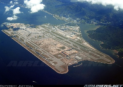 香港国際空港、ディズニーランドと着実に変わっています。