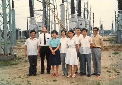 北京の変電所見学とモニターシステムの打ち合わせに行った時の記念写真