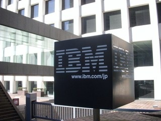 ＩＢＭロゴ　懐かしいですね。　最近は、新聞紙上で日本ＩＢＭのグッド情報が少ないようですね。　