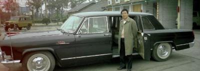 望江賓館　中国の名車”紅旗”がホテル専用の車として用意されていた。使用を申し込んだらＯＫして貰えた。　
